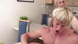 Змусили еротика виде ...