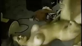 Далеко в протоці еро ...